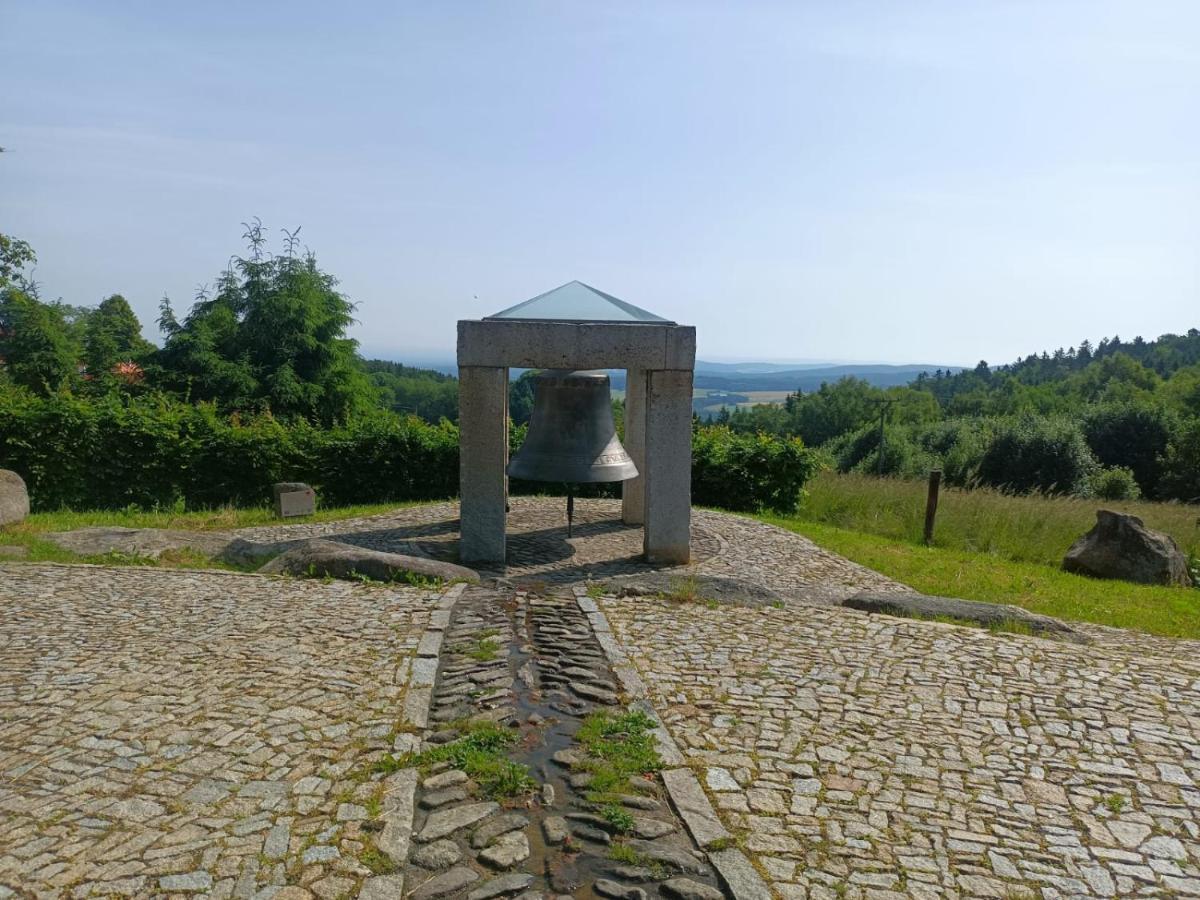 Kopretina Cerne Udoli Exterior foto